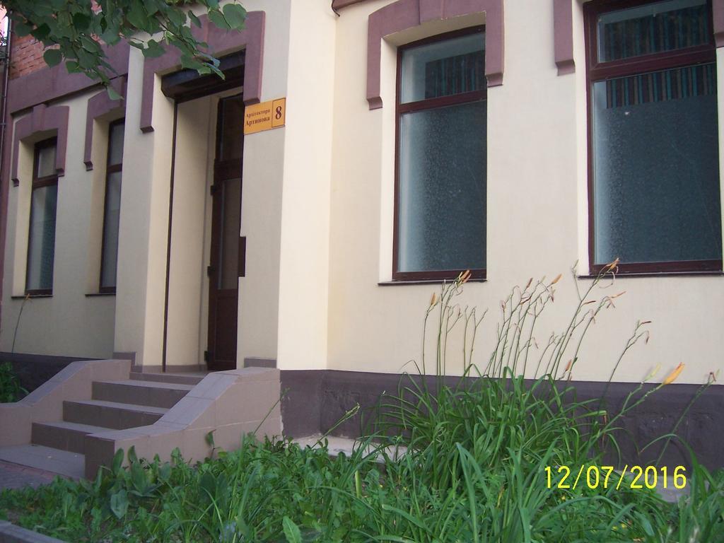 Apartments In Center Vinnytsia Bagian luar foto