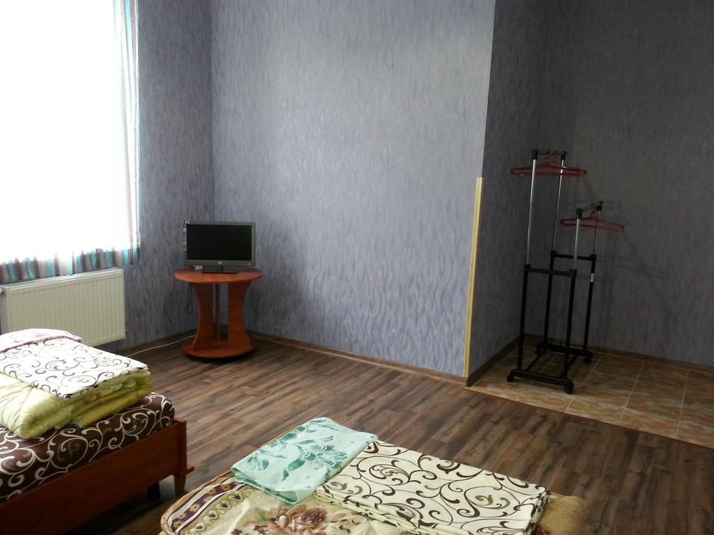 Apartments In Center Vinnytsia Bagian luar foto