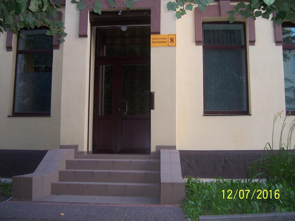 Apartments In Center Vinnytsia Bagian luar foto